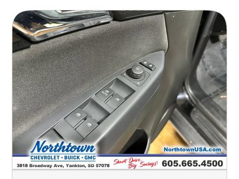 Used 2015 Chevrolet Captiva Sport LS FWD image 11