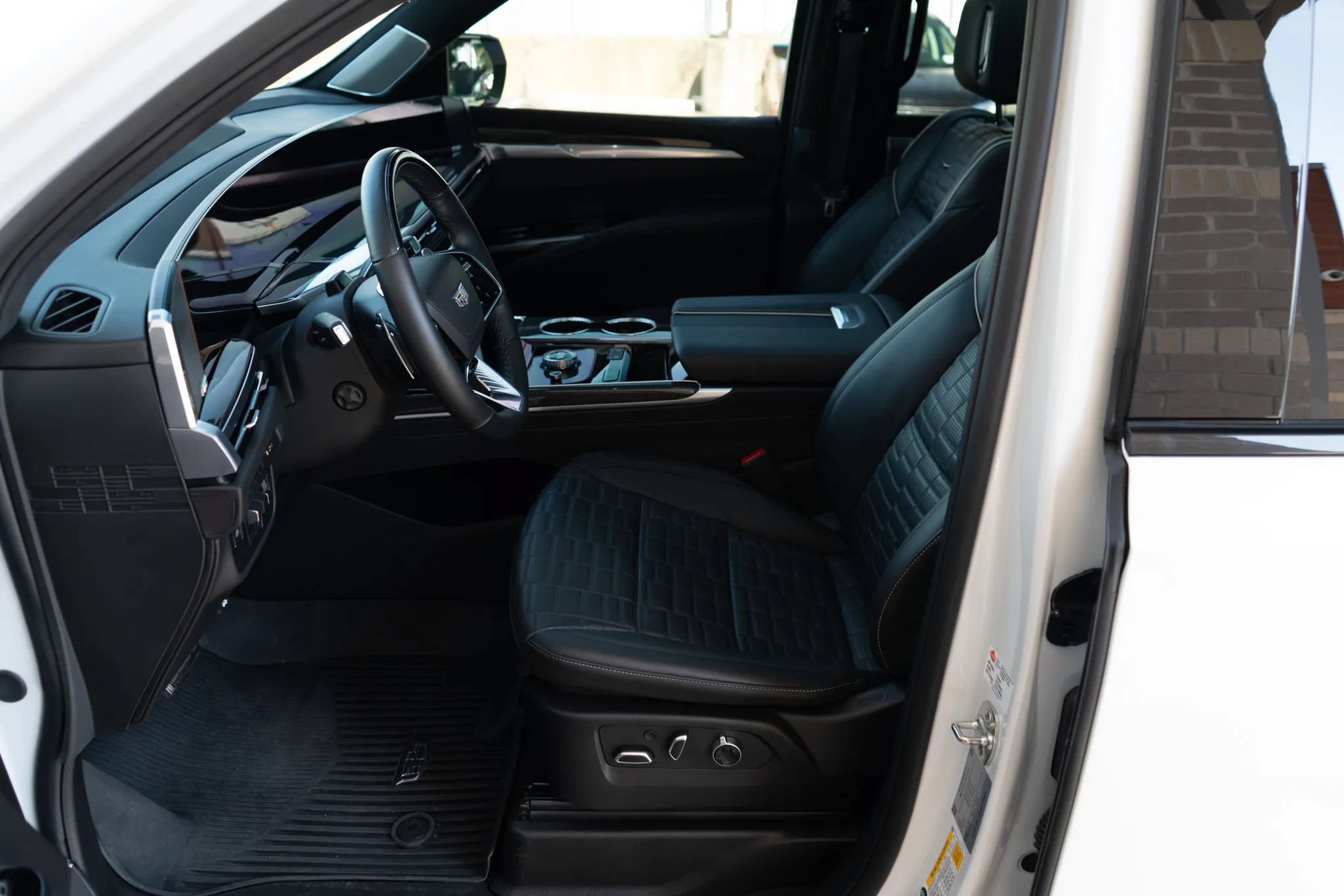 Used 2025 Cadillac Escalade V w/ LPO, Floor Liner Package AWD/4WD image 54