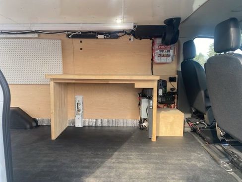 Used 2024 Ford Transit 250 Low Roof RWD image 15