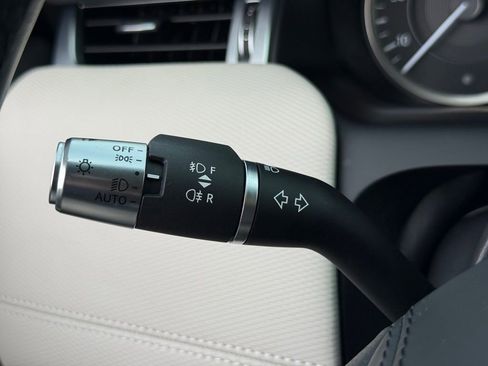 Used 2022 Land Rover Discovery Sport S R-Dynamic image 17