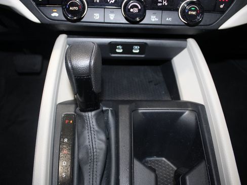 Certified 2024 Honda Accord EX image 27