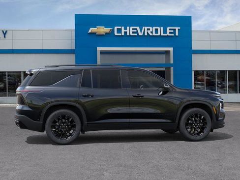 New 2026 Chevrolet Traverse LT w/ Midnight/Sport Edition AWD/4WD image 39