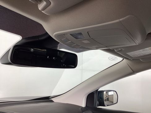 Used 2024 Ford Edge SEL w/ Convenience Package image 30