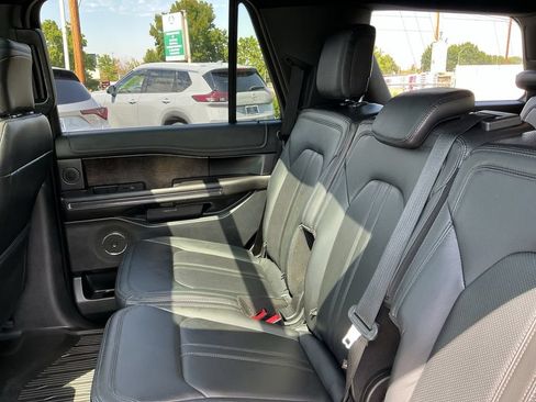 Used 2018 Ford Expedition Limited w/ Equipment Group 302A AWD/4WD image 25