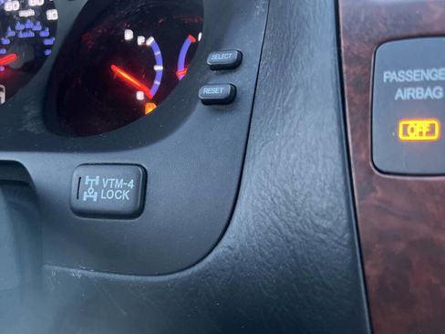 Used 2005 Acura MDX Touring image 16