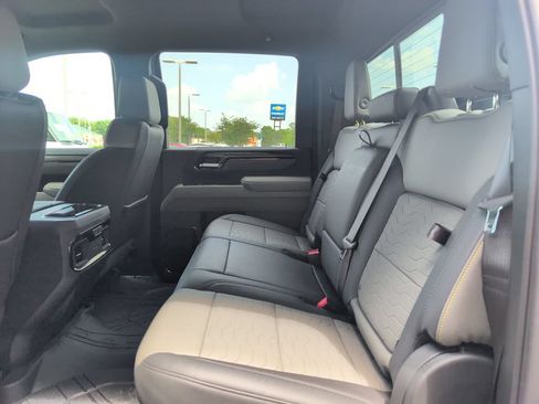 New 2026 Chevrolet Silverado 2500 ZR2 w/ LPO, Dark Essentials Package AWD/4WD image 31