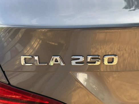Used 2019 Mercedes-Benz CLA 250 4MATIC image 29