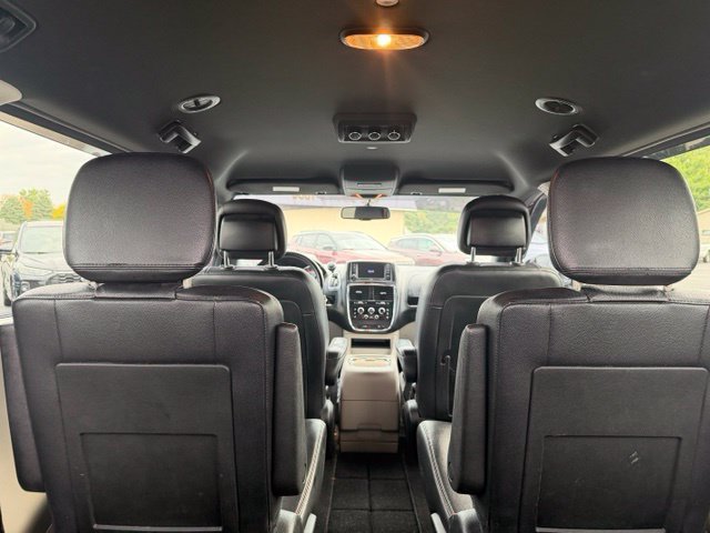Used 2018 Dodge Grand Caravan SXT FWD image 16