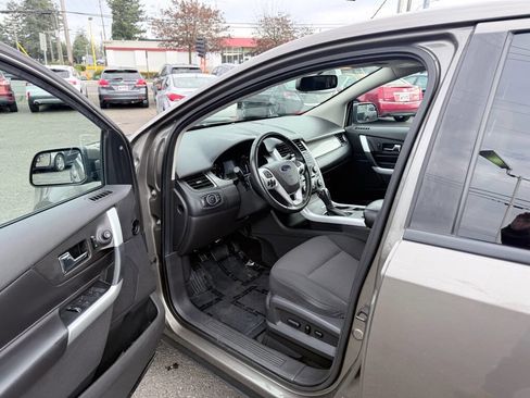 Used 2013 Ford Edge SEL image 12