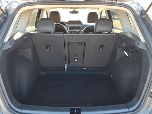 Used 2024 Volkswagen Taos SE image 16