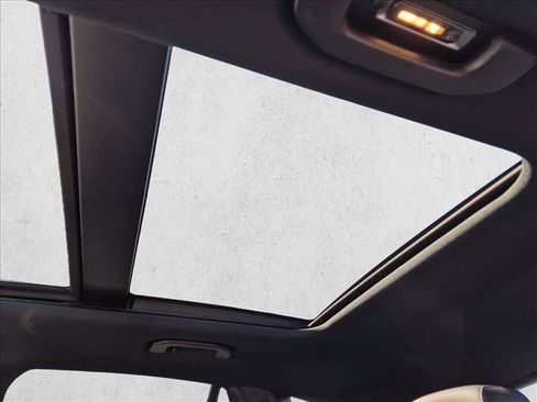 Certified 2026 Mercedes-Benz GLC 300 image 19