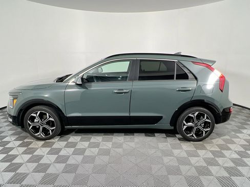 New 2025 Kia Niro Wave image 8