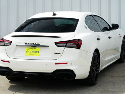 Used 2022 Maserati Ghibli Trofeo RWD image 51