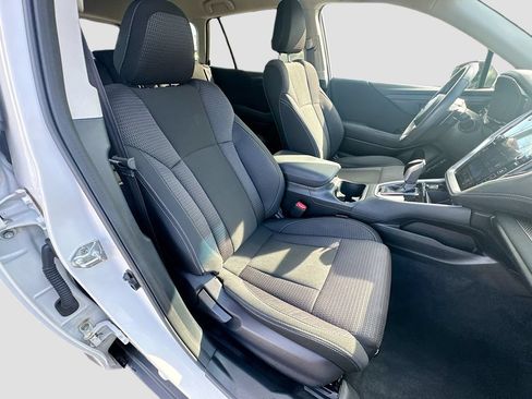 Used 2022 Subaru Outback Premium AWD/4WD image 36