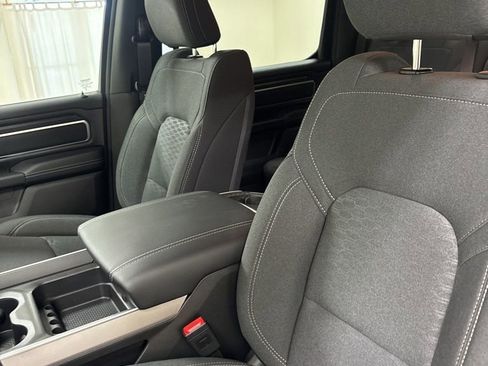 New 2026 RAM 1500 4x4 Crew Cab image 17