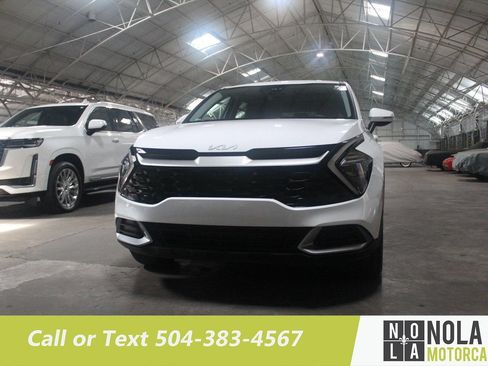 Used 2023 Kia Sportage EX FWD image 4