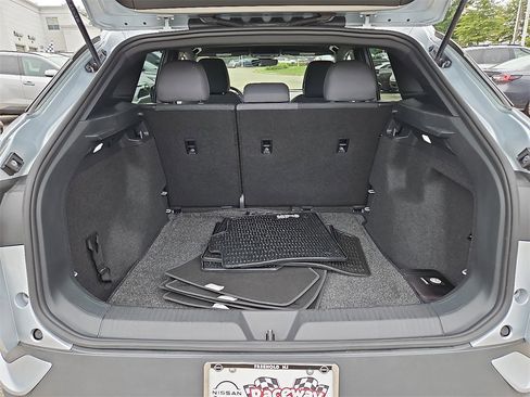 Used 2022 Volkswagen ID.4 Pro image 23