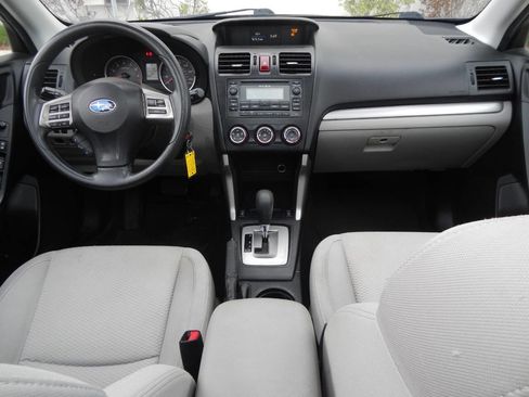 Used 2015 Subaru Forester 2.5i Premium w/ All-Weather Package image 2