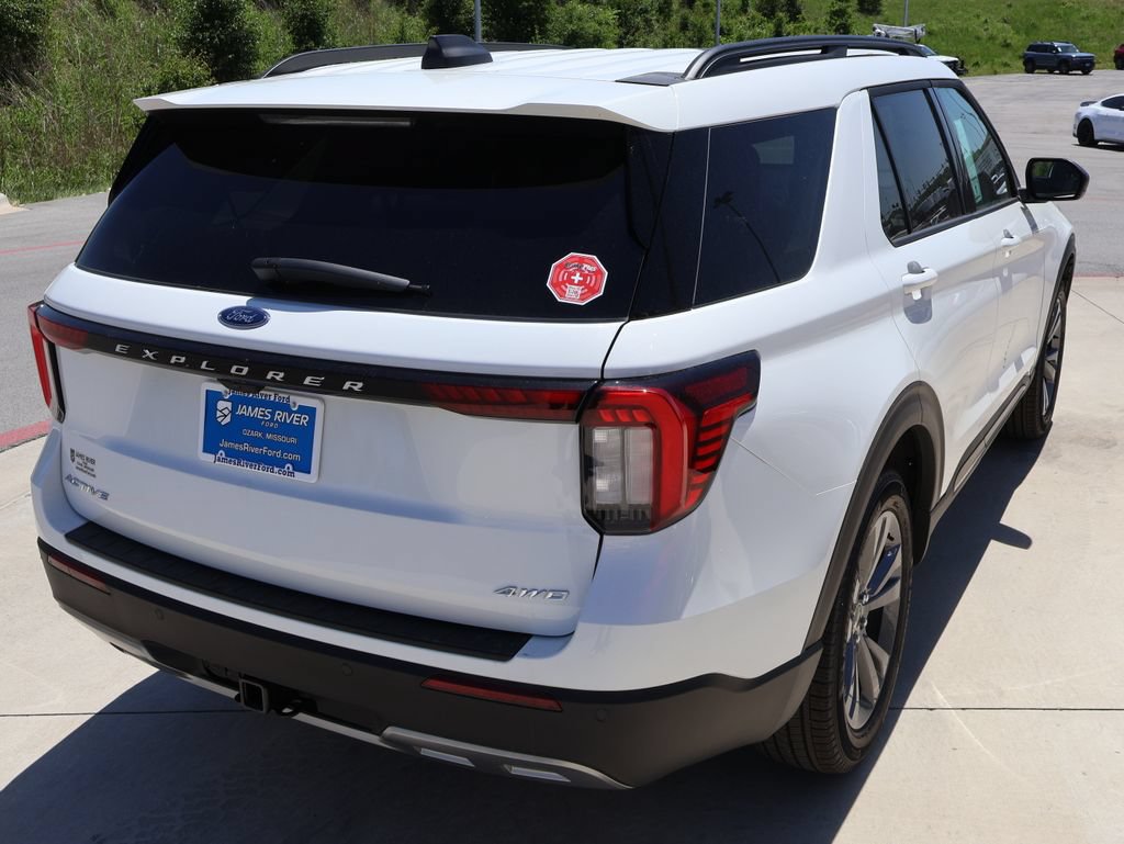 New 2026 Ford Explorer Active w/ Active Comfort Package AWD/4WD image 5