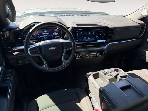 Used 2024 Chevrolet Silverado 1500 LT AWD/4WD image 15