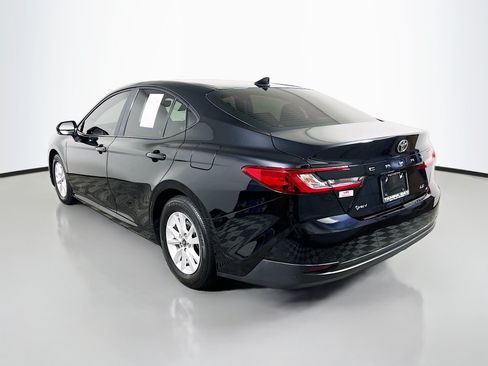 Used 2025 Toyota Camry LE FWD image 8