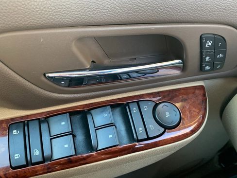 Used 2012 GMC Yukon SLT w/ SLT-2 Equipment Package image 19