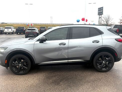 Used 2022 Buick Envision Essence w/ Sport Touring Package image 4