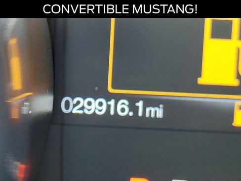 Certified 2018 Ford Mustang Convertible w/ Equipment Group 101A image 20