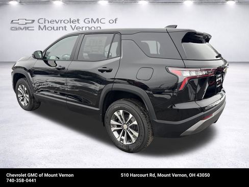 New 2026 Chevrolet Equinox LT FWD image 3