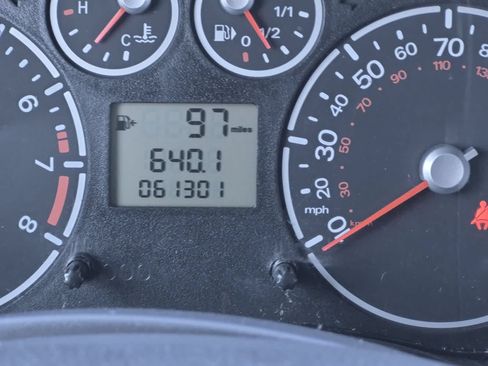 Used 2011 Ford Transit Connect XLT Premium FWD image 32