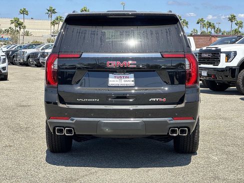 New 2026 GMC Yukon XL AT4 w/ AT4 Premium Plus Package AWD/4WD image 4