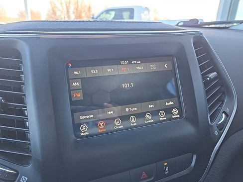 Used 2021 Jeep Cherokee Latitude image 49