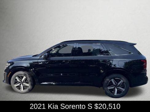 Used 2021 Kia Sorento S FWD image 6