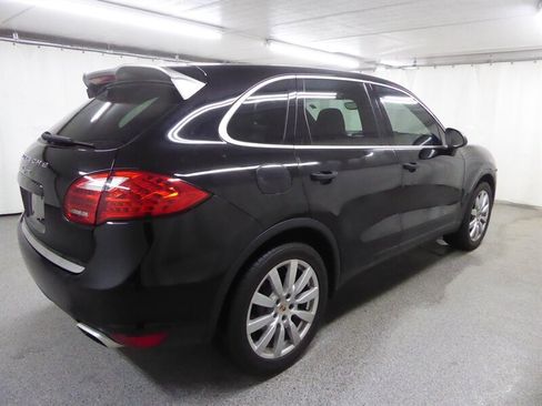 Used 2014 Porsche Cayenne AWD/4WD image 7