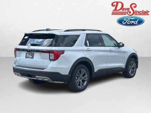 New 2026 Ford Explorer Active w/ Active Comfort Package AWD/4WD image 7