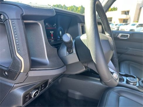 New 2025 Ford Bronco Badlands image 29