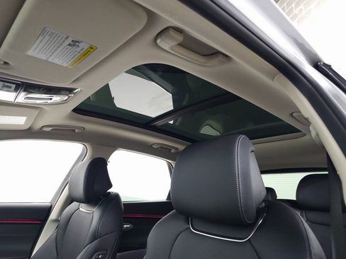 New 2026 Genesis GV70 2.5T Select image 13