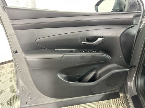 Certified 2025 Hyundai Tucson SEL AWD/4WD image 16