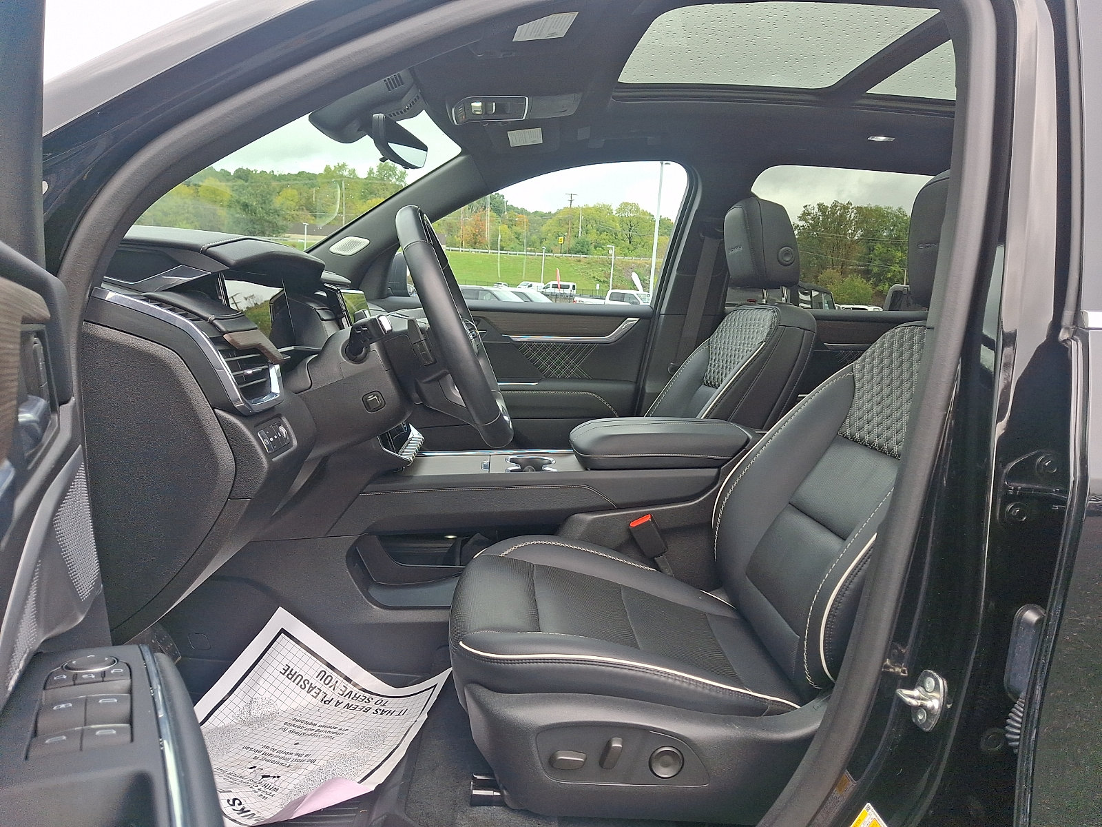 Used 2024 GMC Acadia Denali w/ Super Cruise Package AWD/4WD image 12