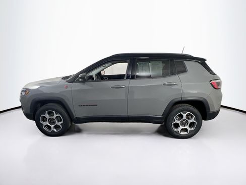 Used 2022 Jeep Compass Trailhawk AWD/4WD image 8