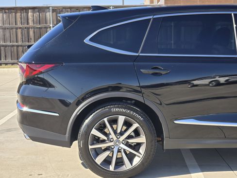 Certified 2025 Acura MDX w/ Technology Package image 13