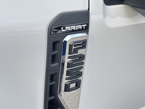 New 2026 Ford F250 Lariat w/ Chrome Package image 11