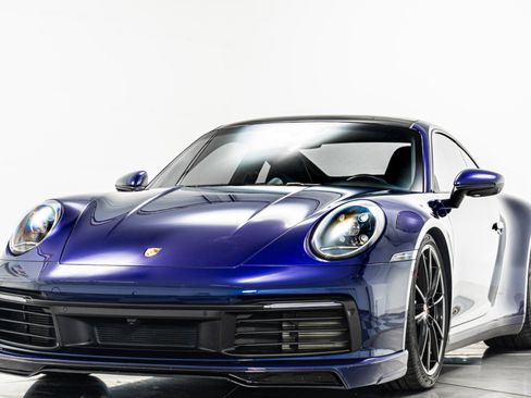 Used 2022 Porsche 911 Carrera RWD image 5