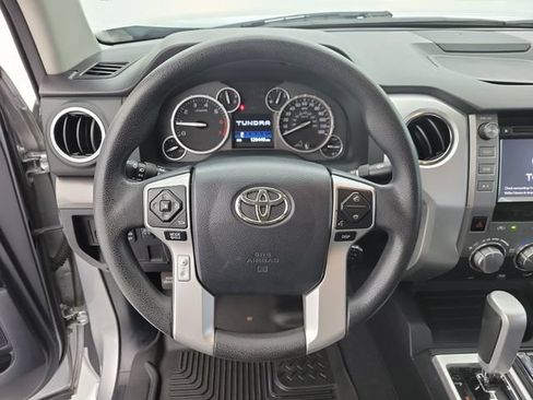 Used 2014 Toyota Tundra SR5 w/ SR5 Upgrade Package RWD image 20