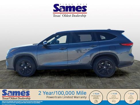 Used 2023 Toyota Highlander LE FWD image 6
