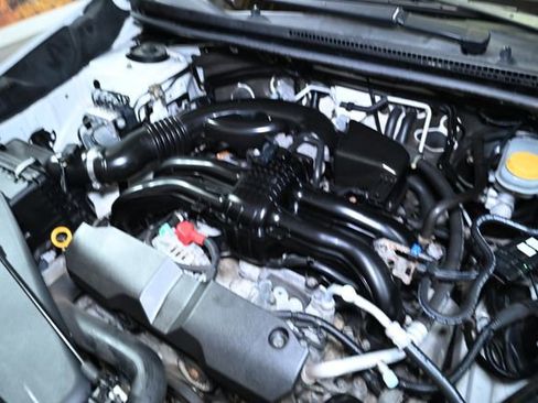 Used 2016 Subaru Crosstrek 2.0i Premium w/ Moonroof Package image 19