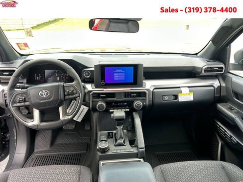 New 2026 Toyota 4Runner SR5 AWD/4WD image 11