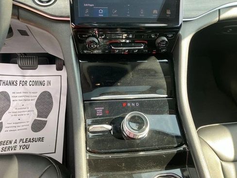 Certified 2023 Jeep Grand Cherokee Limited AWD/4WD image 19