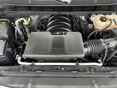 Certified 2023 Chevrolet Suburban Premier image 27