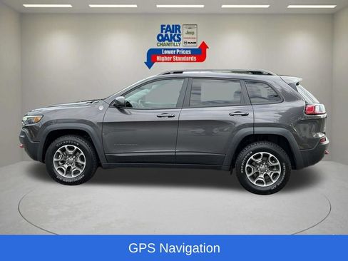Used 2021 Jeep Cherokee Trailhawk w/ Sun, Sound & Nav Group AWD/4WD image 11